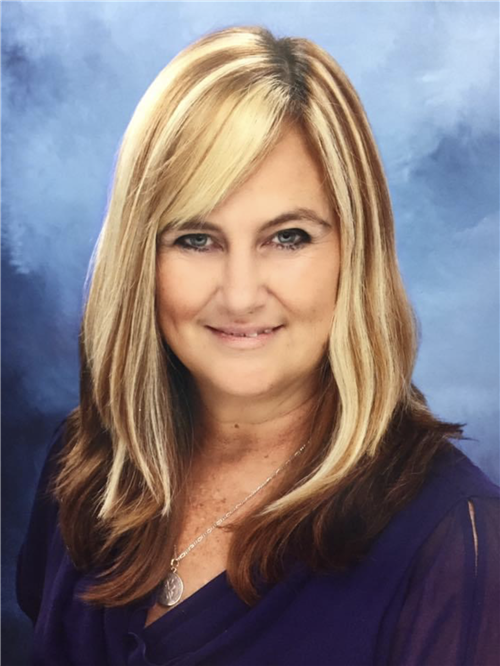 Principal Libby Raymond