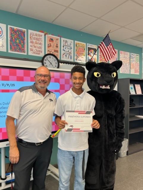 Jorge Flores Male Freshman Student of the Month October 2023